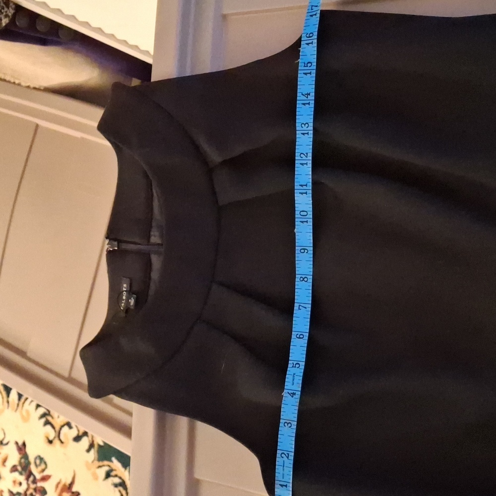 Talbot s size 8 black women's evening / cocktail dress new with tags (Can389) - Picture 5 of 5